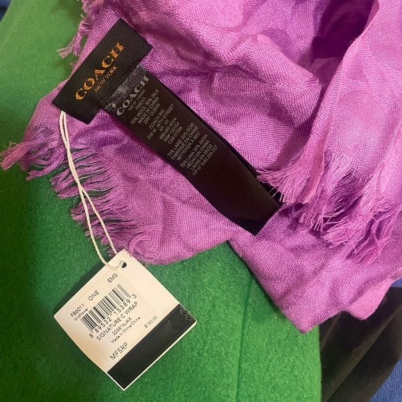 COACH Signature C Logo Rectangle Large Scarf Wrap Wool/Silk Purple New - Picture 9 of 9